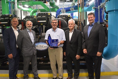 Danfoss recognizes Arctic Chiller Group with 10th annual EnVisioneer of the Year award
