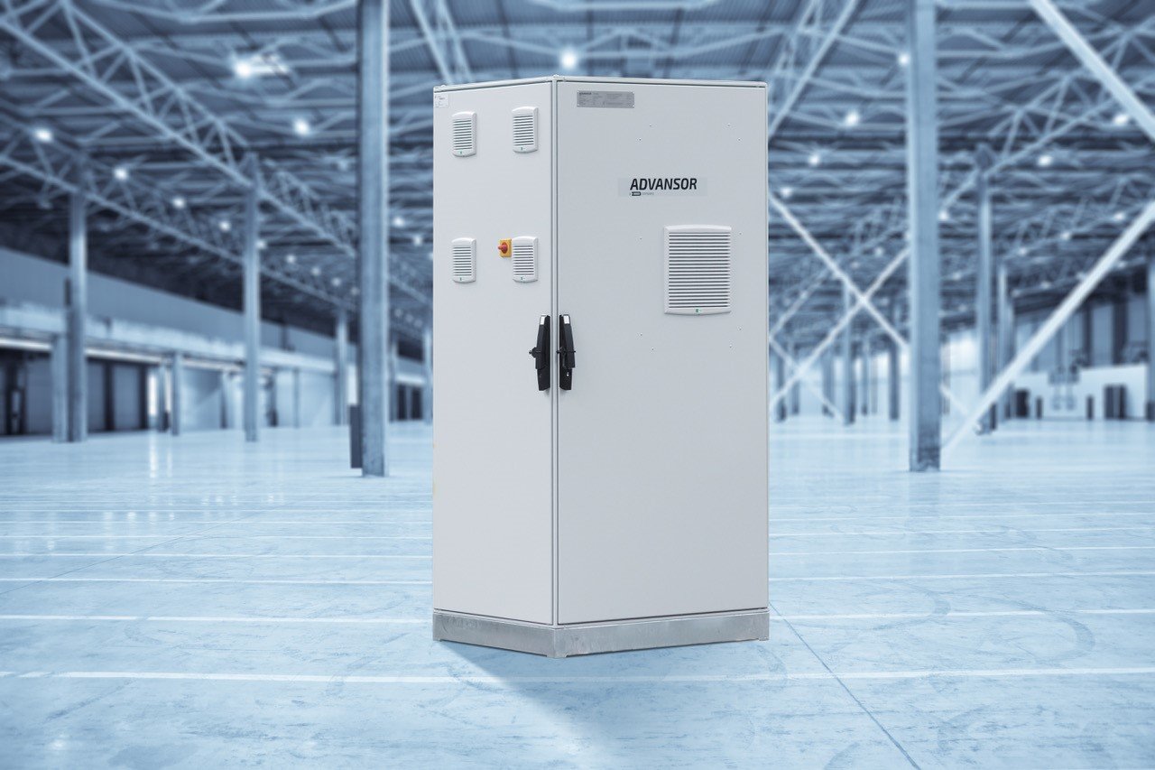 New Advansor ultra-compact CO2 refrigeration unit  
