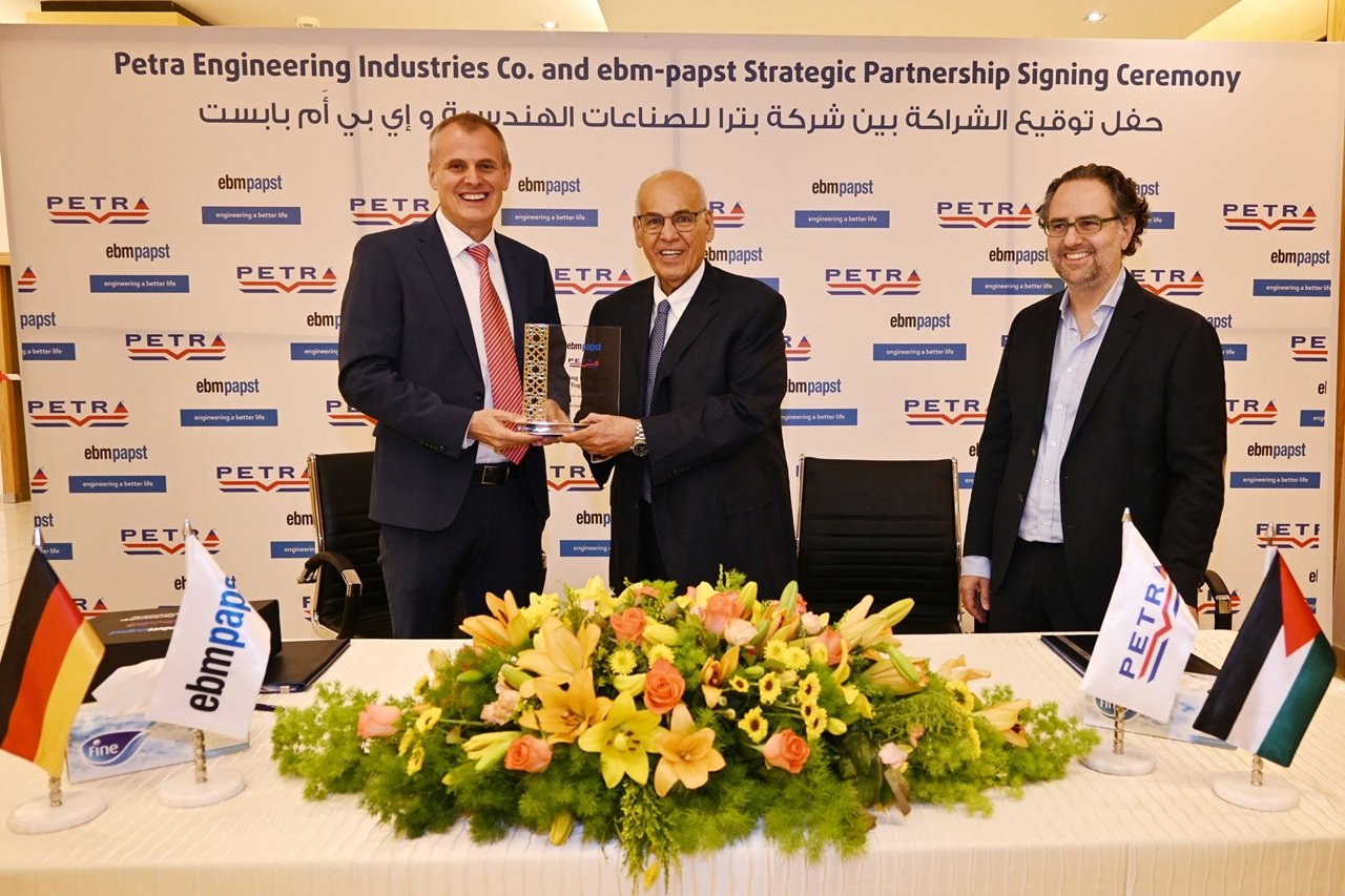 ebm-papst and PETRA expand strategic partnership for datacenter cooling