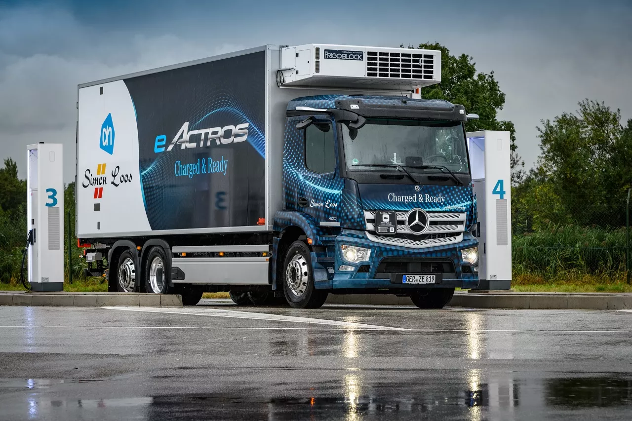 Frigoblock Collaborates with Mercedes-Benz to Refrigerate the First Battery-Powered eActros Trucks