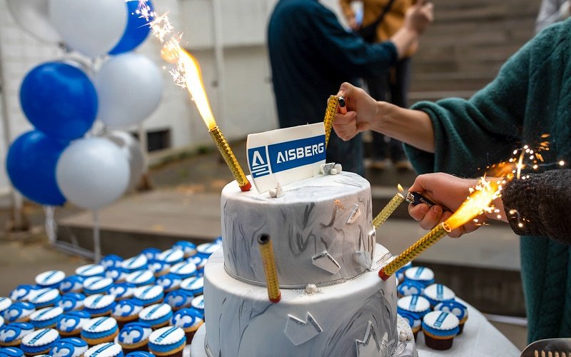 30 Effective Years Of Aisberg History
