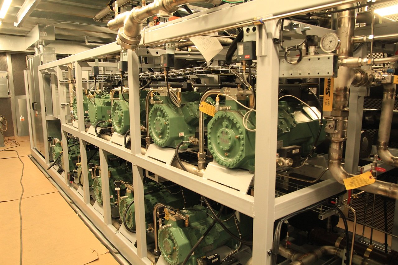 Hillphoenix launches AdvansorUltra standardized industrial CO2 rack