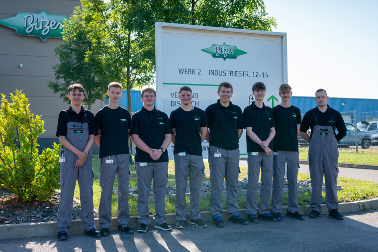 BITZER welcomes eight new apprentices in Schkeuditz