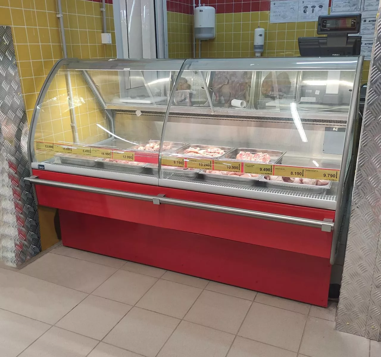 First FREOR installations at the Aziza discount chain in Tunisia