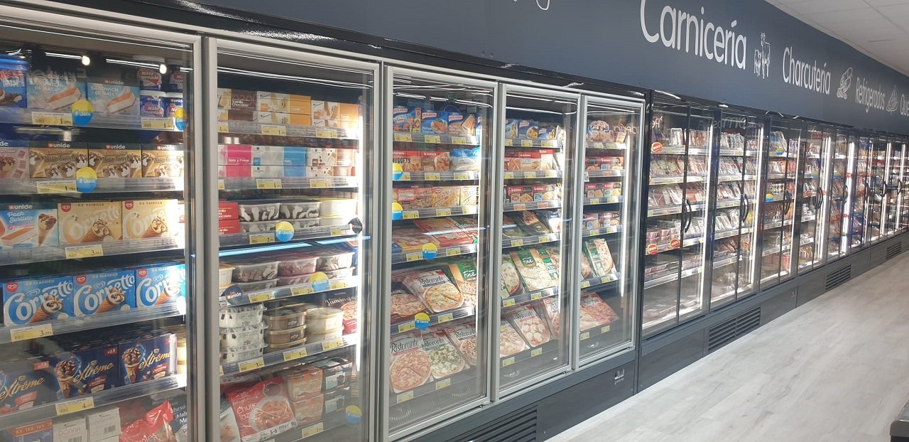 Pastorfrigor Presented World's First Commercial Refrigerated Wall Display with Energy Class A 