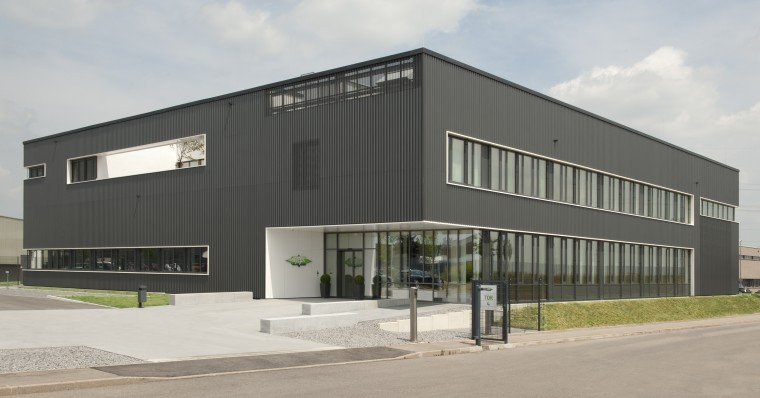 Schaufler Academy incorporates bus air conditioning into its training programme