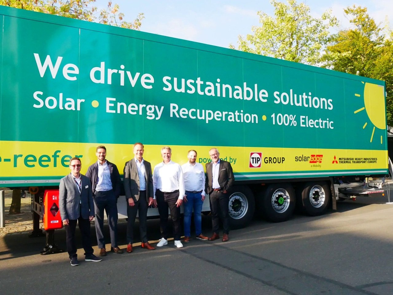 TIP Group Unveils Electric Reefer Trailer Powered by Solar and Recuperated Energy