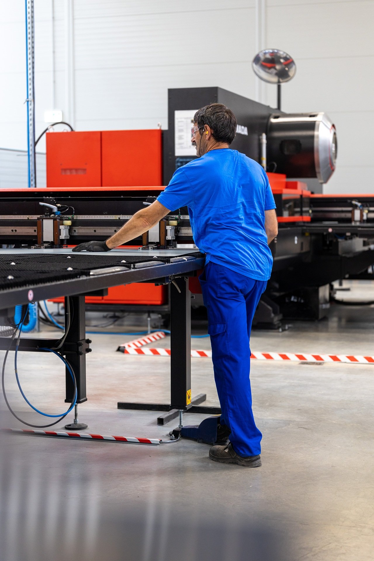Serge Joris, CEO of Frigoglass: “We’re Evolving from a Manufacturer to a Full Solutions Provider”