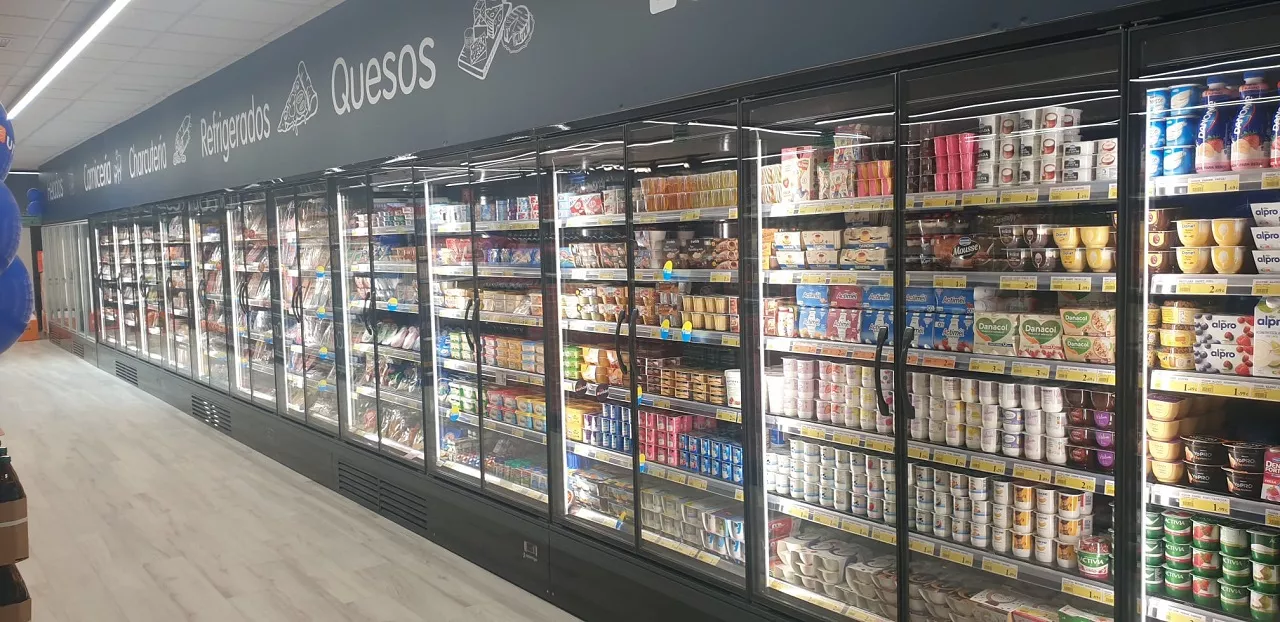 Pastorfrigor Presented World's First Commercial Refrigerated Wall Display with Energy Class A 