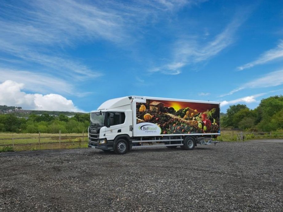 Bidfood adds ECOOLTEC units to two multi-temp trucks