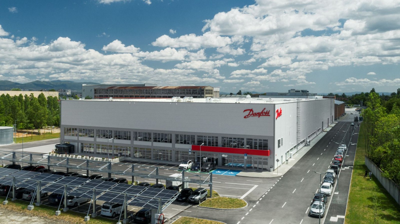 Danfoss opens new manufacturing plant in Bulgaria to expand regional operations