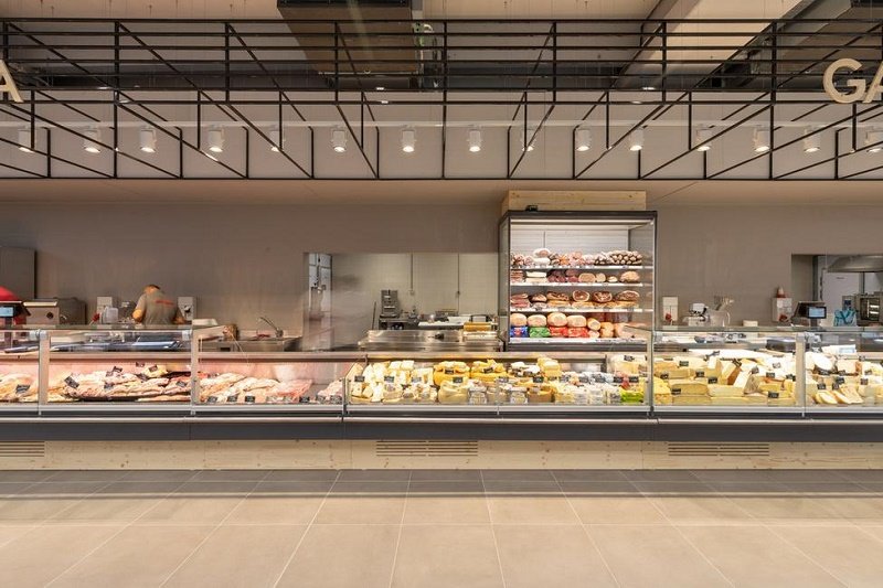 I ROSSI supermarket in Cigole has chosen refrigeration equipment by FREOR