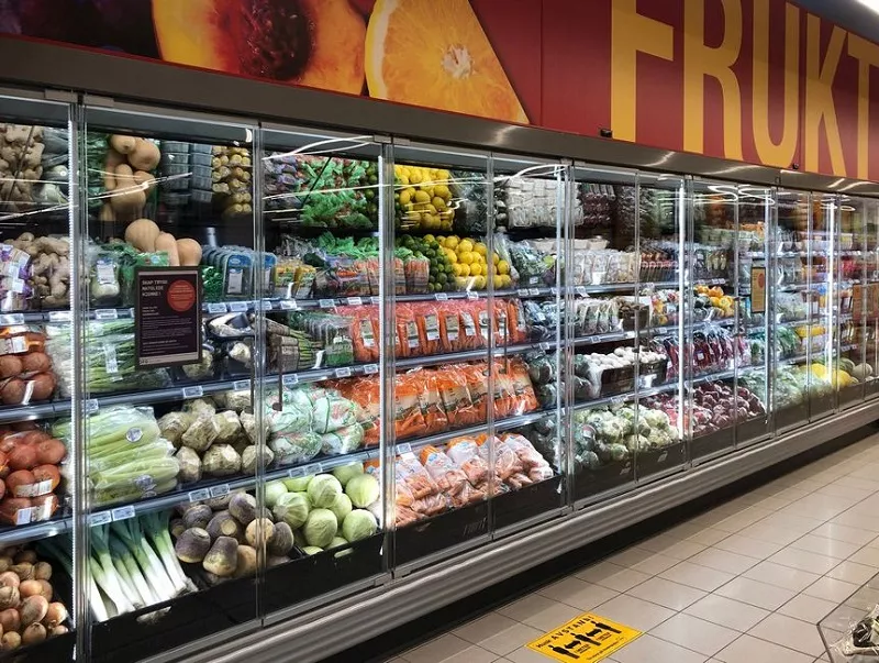 COOP EXTRA opening a few renewed stores recently with refrigeration system at CO₂ refrigerant