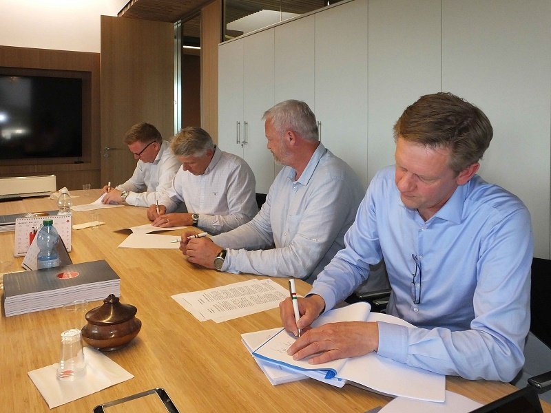Arneg Group Welcomes Plug-In Norge