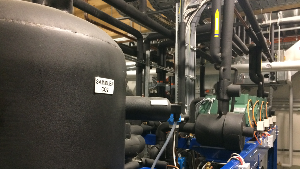 The CO2 Revolution: Commercial Refrigeration Trends Reshaping EU and US Markets