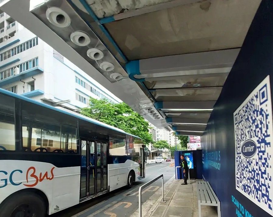 Carrier Introduces Revolutionary Bus Stop Concept: The Carrier Cool Spot