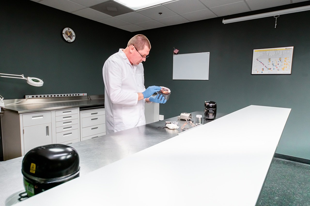 Secop marks 15-year brand milestone with visit to U.S. operations