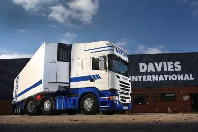 Ten New Vector 1950 Units Continue Carrier Transicold’s 30-Year Relationship with Davies International