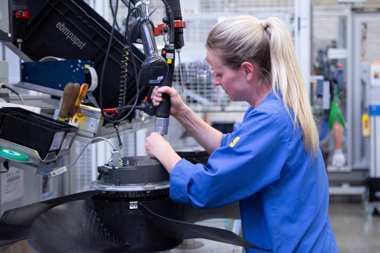 ebm‑papst invests €140 million in R&D and expands global presence