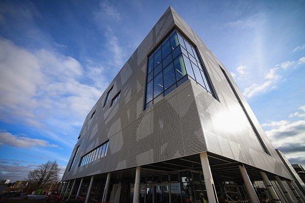 Toshiba Air Conditioning Delivers Outstanding Indoor Environment for Solent University’s New Sports Complex