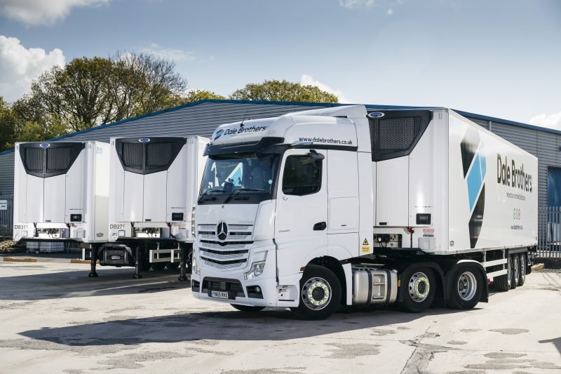 Carrier Transicold Delivers Vector HE 19 Units to Dale Brothers UK