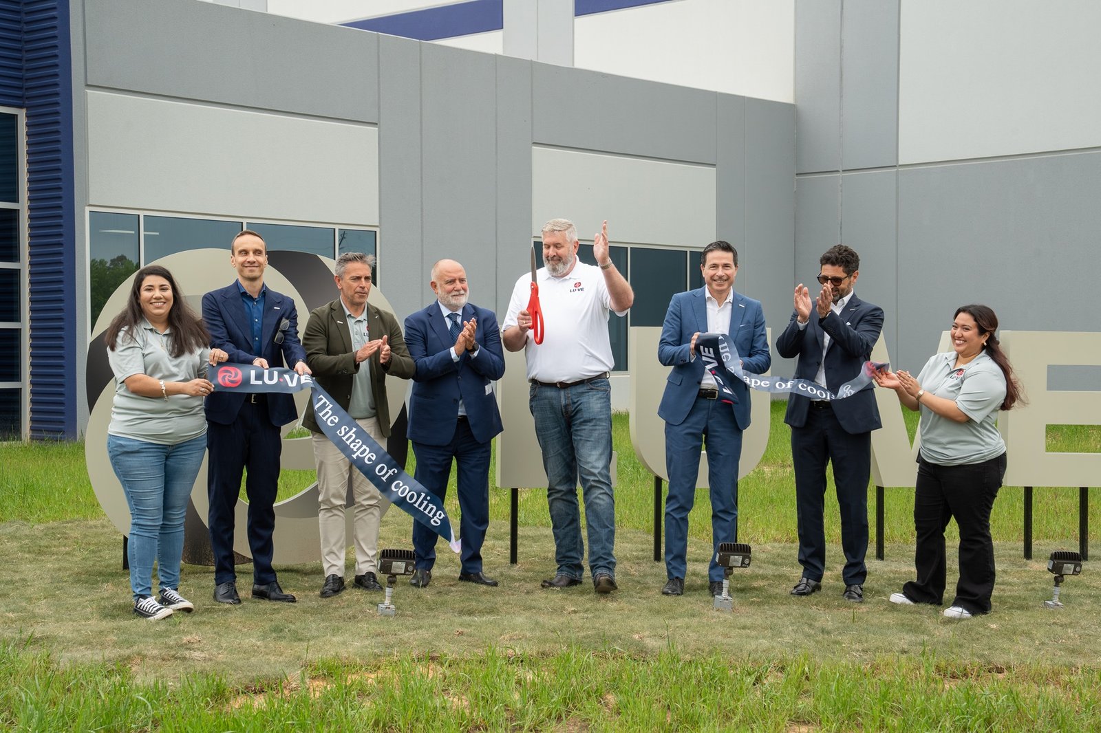 LUVE Adds 20,000 m² to Texas Plant for €100M Hyperscaler Data Center Deal