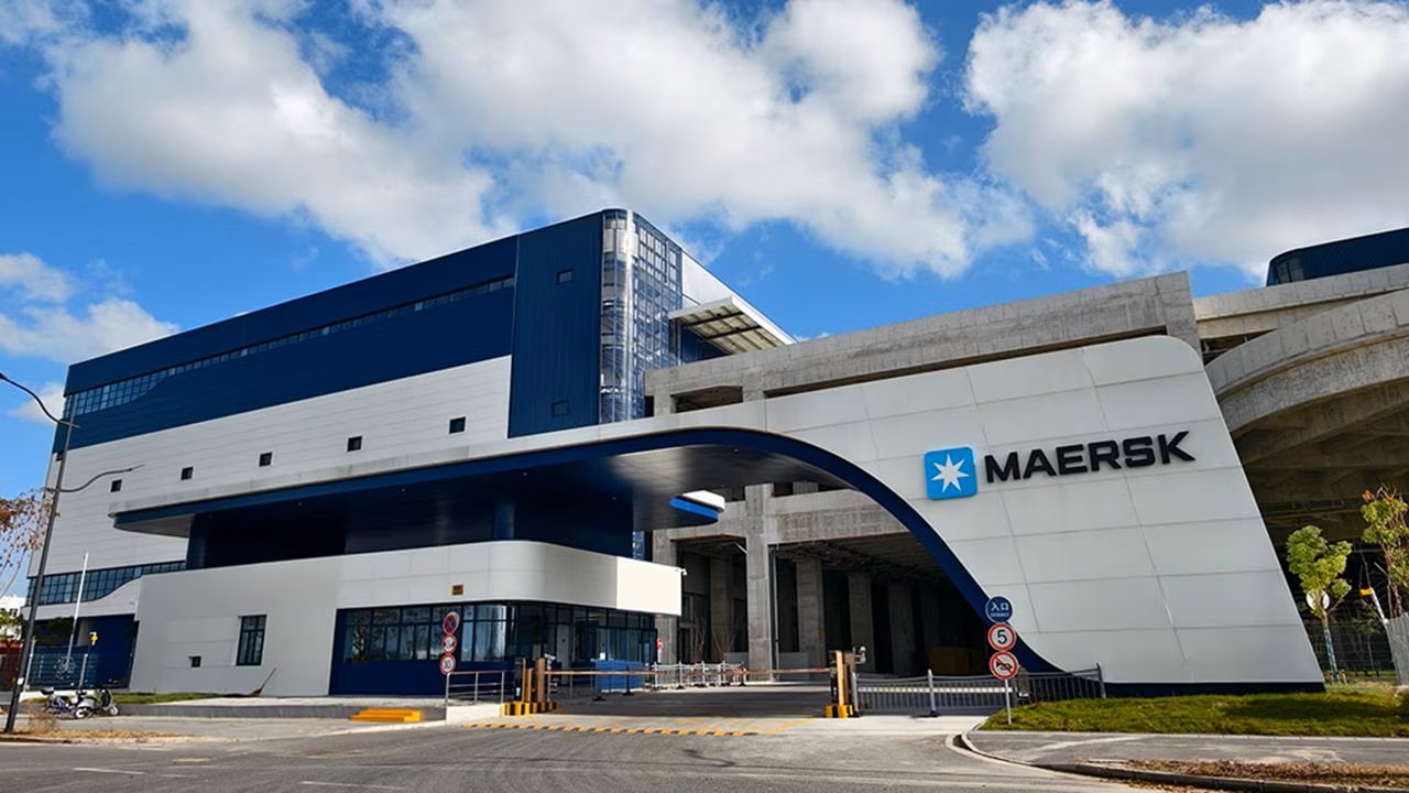 Maersk opens flagship logistics centre in Lin-gang, China