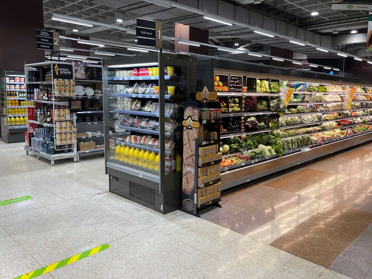 Arneg Andina modernisated of the Carulla Sao Paulo supermarket