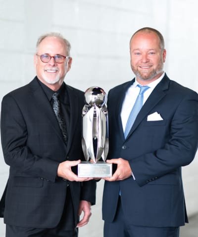 Reefer Service and Refrigeracion Tijuana Named Carrier Transicold Dealers of the Year