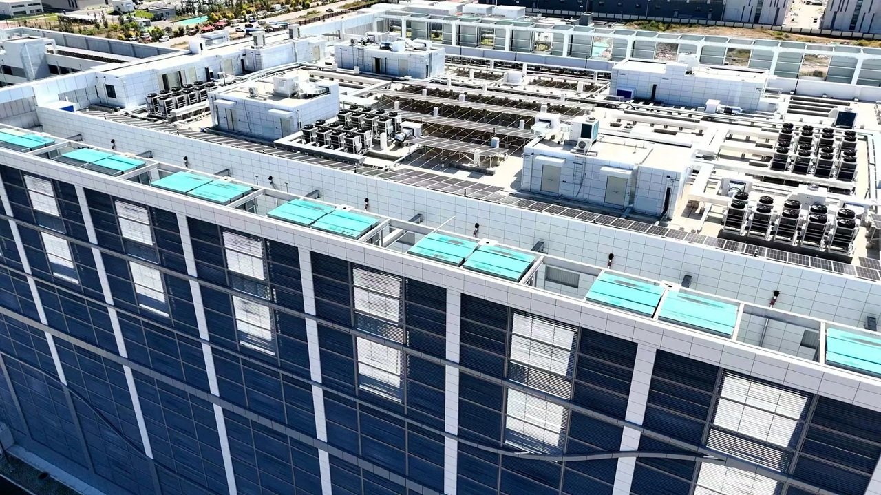 Copeland supplies variable speed cooling tech for China Mobile data center