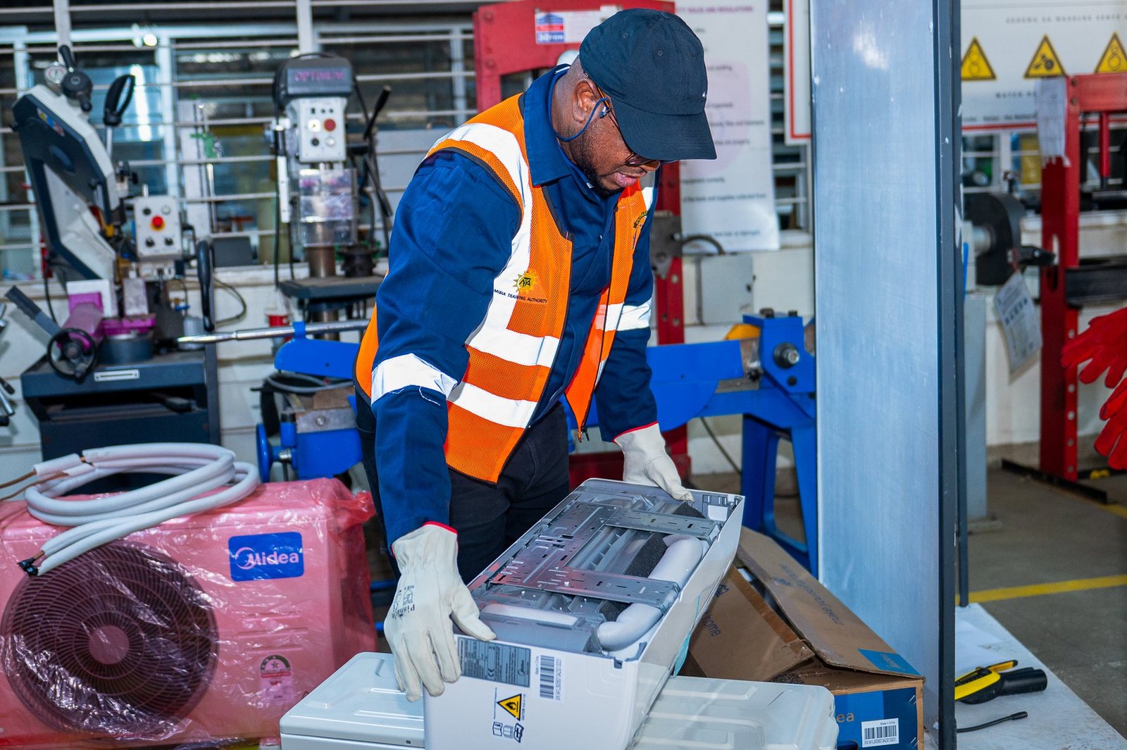 Kenya trains RAC instructors on safe use of R290 in split ACs
