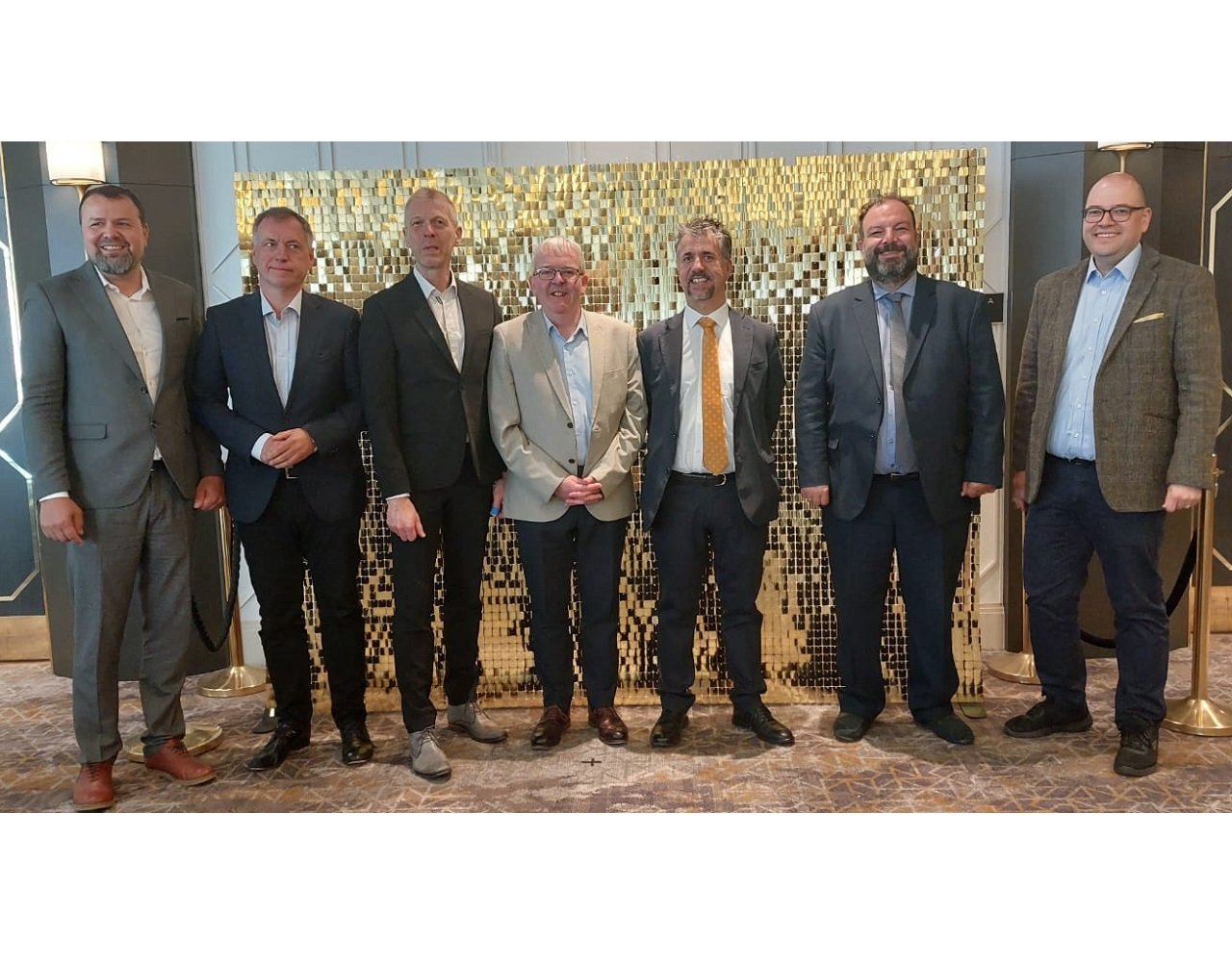AREA members unanimously re-elected Kuen van de Sande as President