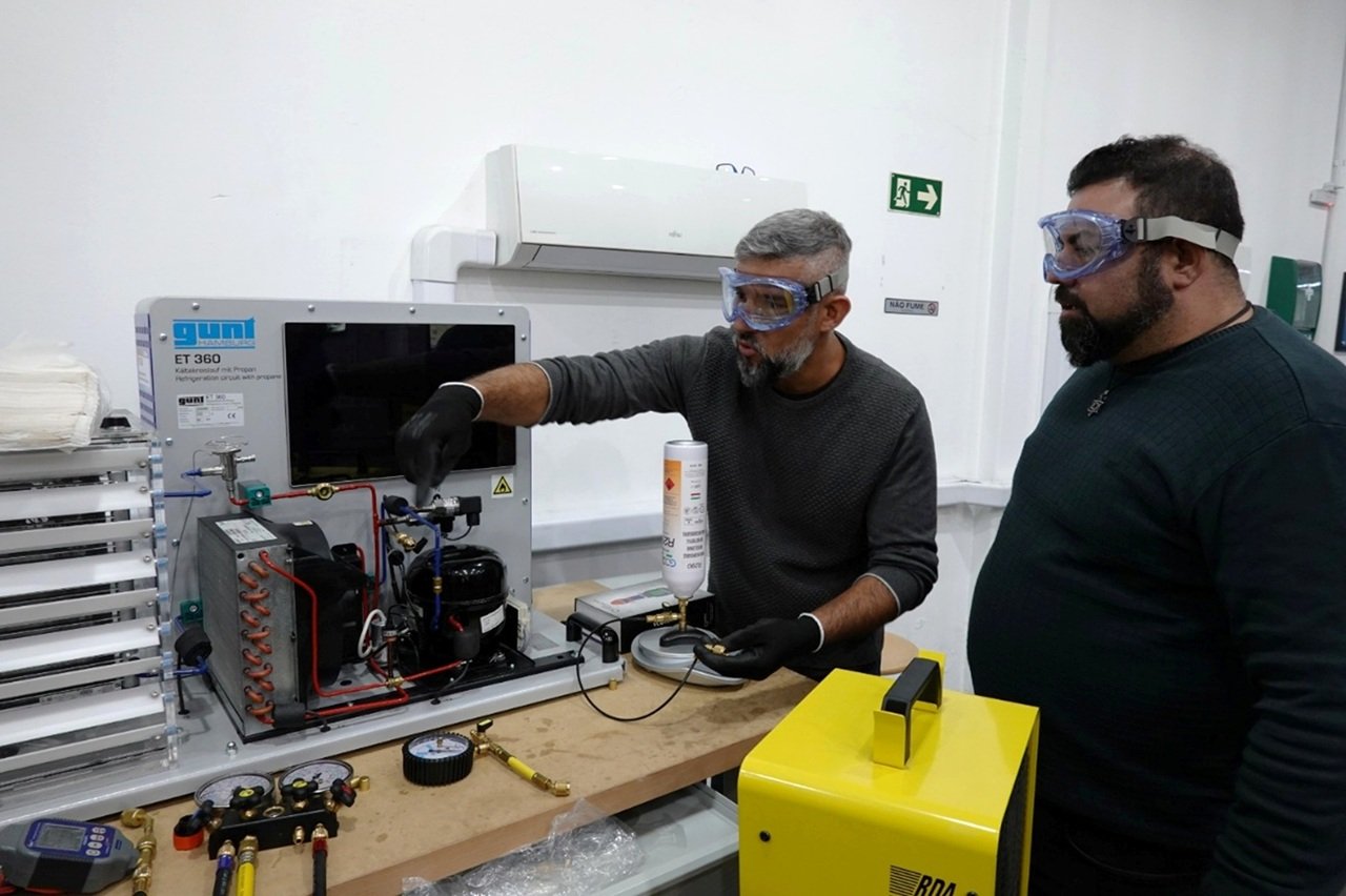 Brasil amplía la capacitación gratuita en refrigerantes naturales CO₂ y R-290 hasta 2030