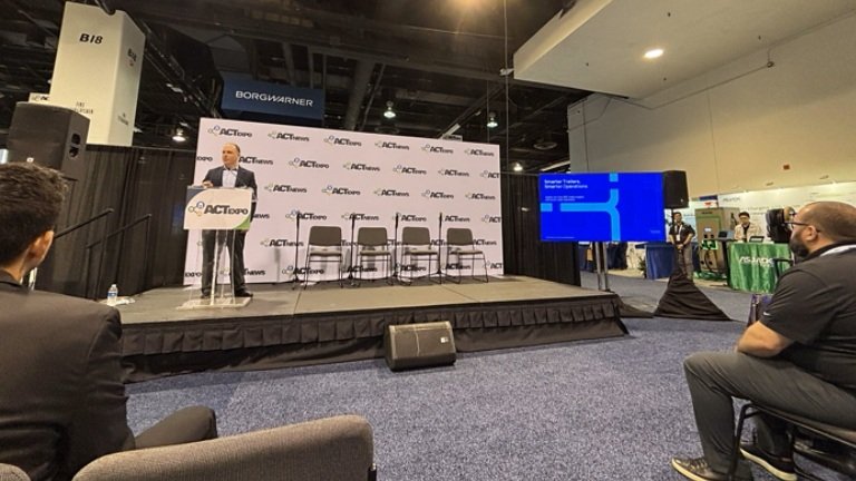 Thermo King Showcases Electrified TRUs and Telematics at ACT Expo 2025