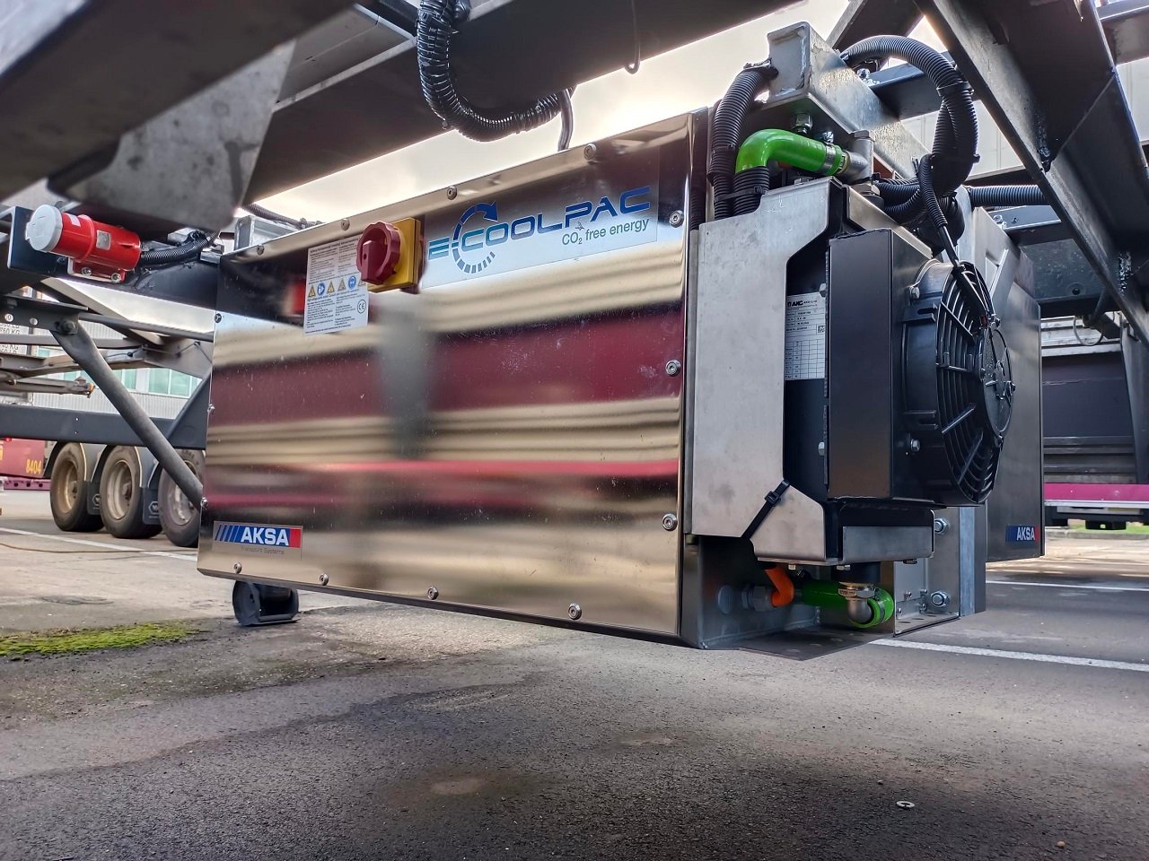 ECS Tests Thermo King E-COOLPAC Battery Genset for their Refrigerated Marine Containers
