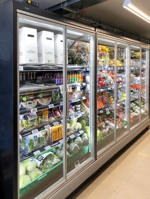 Refrigeration equipment FREOR for the JOKER store