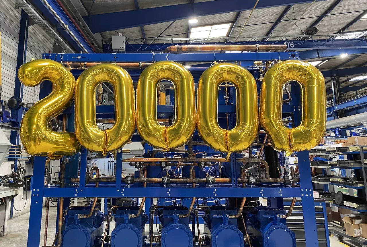 Carrier Commercial Refrigeration Delivers 20,000th CO2 Refrigeration System in Europe