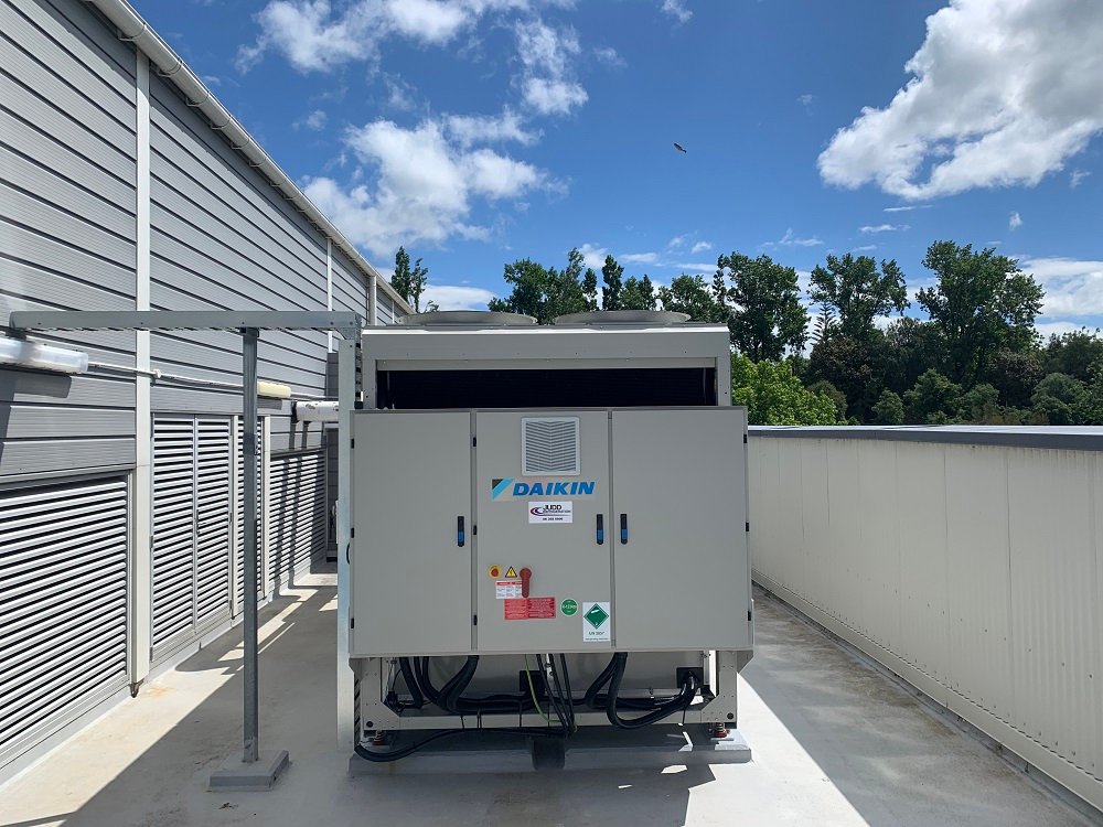 Installato un nuovo chiller Daikin presso l'Istituto di Ricerca Hopkirk