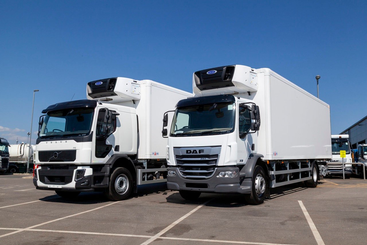 Gray & Adams supplies refrigerated rigid bodies for Mac’s Trucks expansion