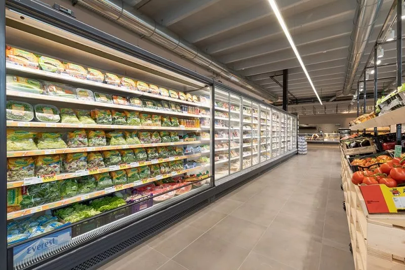 I ROSSI supermarket in Cigole has chosen refrigeration equipment by FREOR