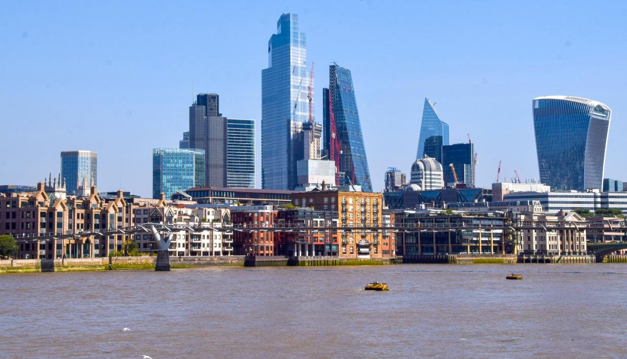 Carrier Ultra-Low GWP HFO Heat Pumps﻿ Help Decarbonise the City of London