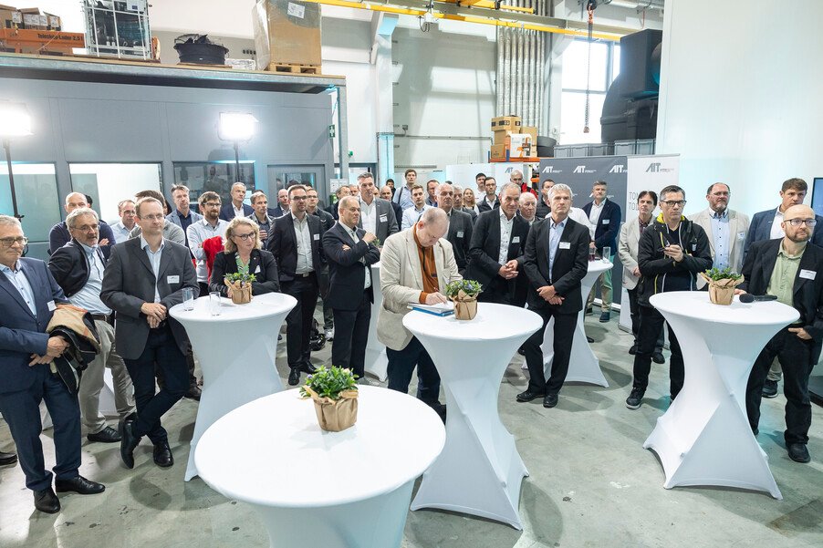 AIT opens Austria’s most advanced heat pump laboratory