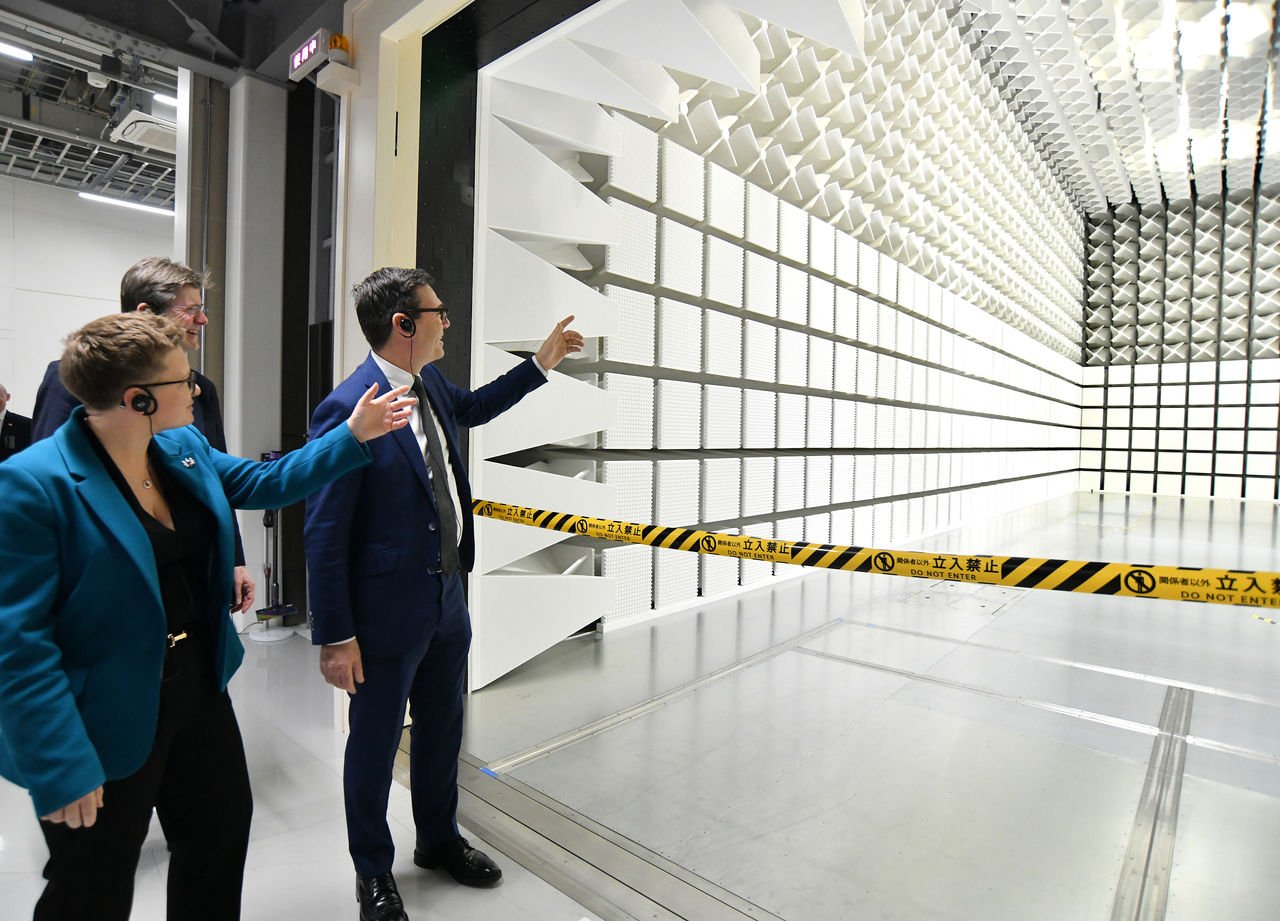 UK Government and Manchester City Council delegates visit the Daikin Technology and Innovation Center in Osaka, Japan
