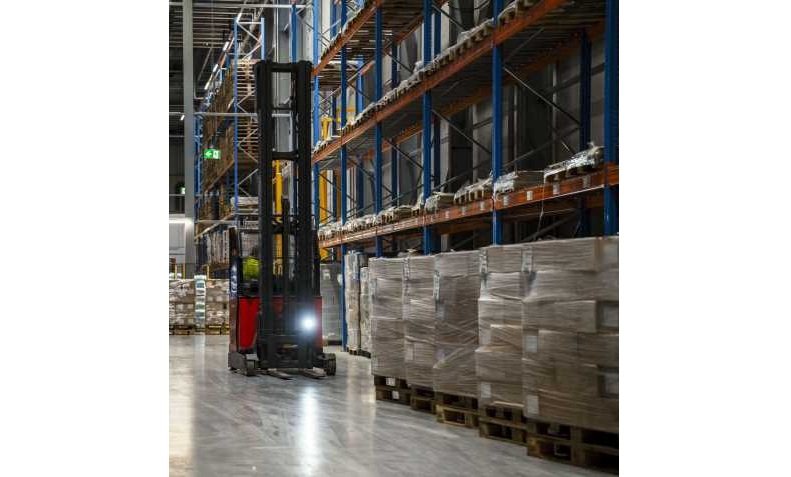 Lineage opens German cold warehouse for seafood logistics