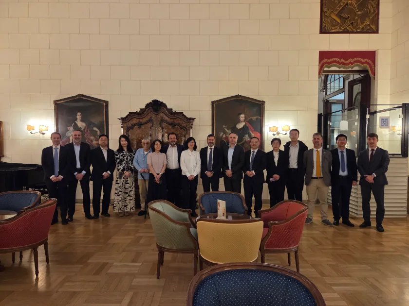 Italy and China discuss natural refrigerants and heat pump training