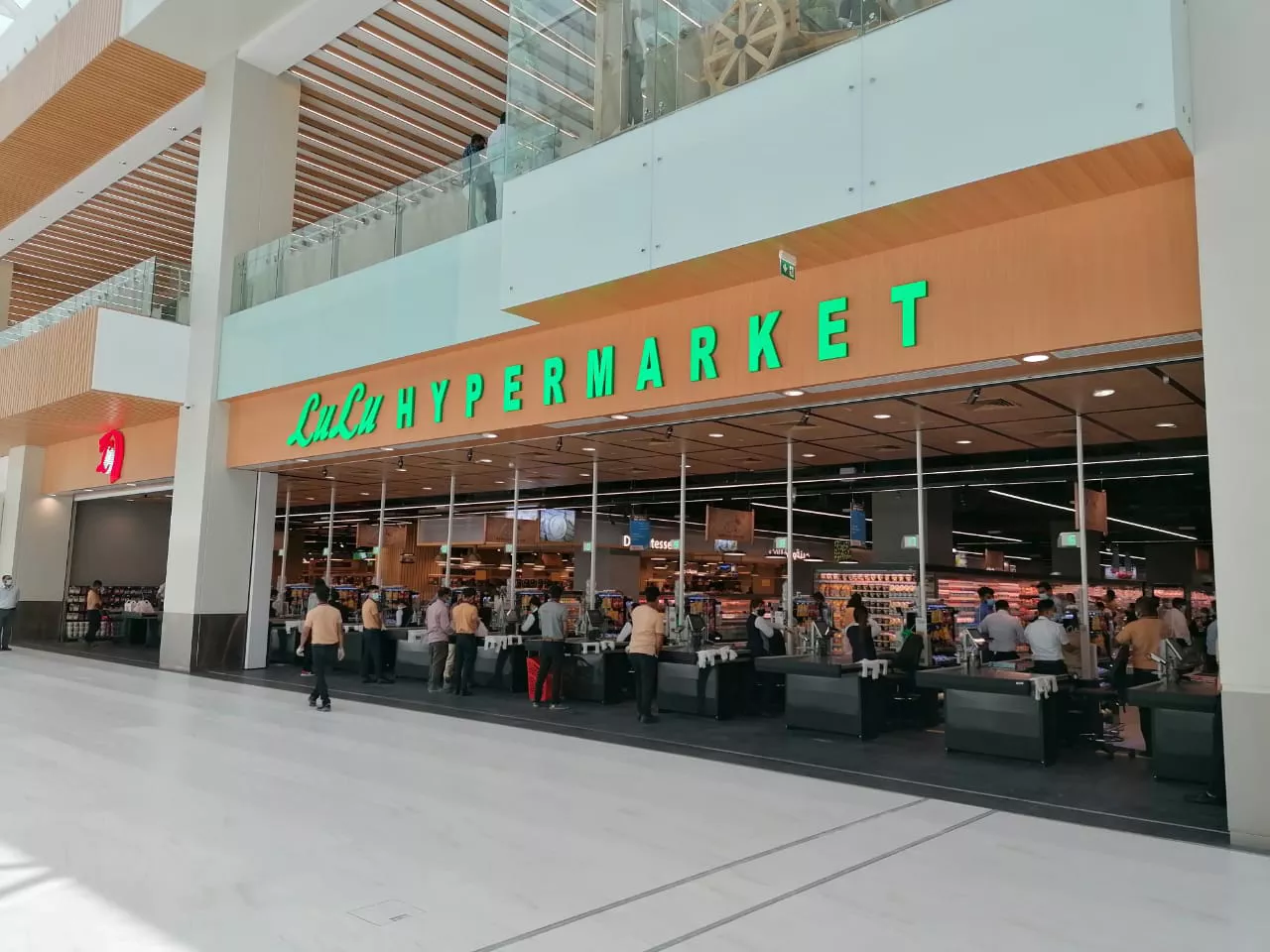 Arneg Middle East supplying refrigerated furniture for biggest hypermarket in Dubai