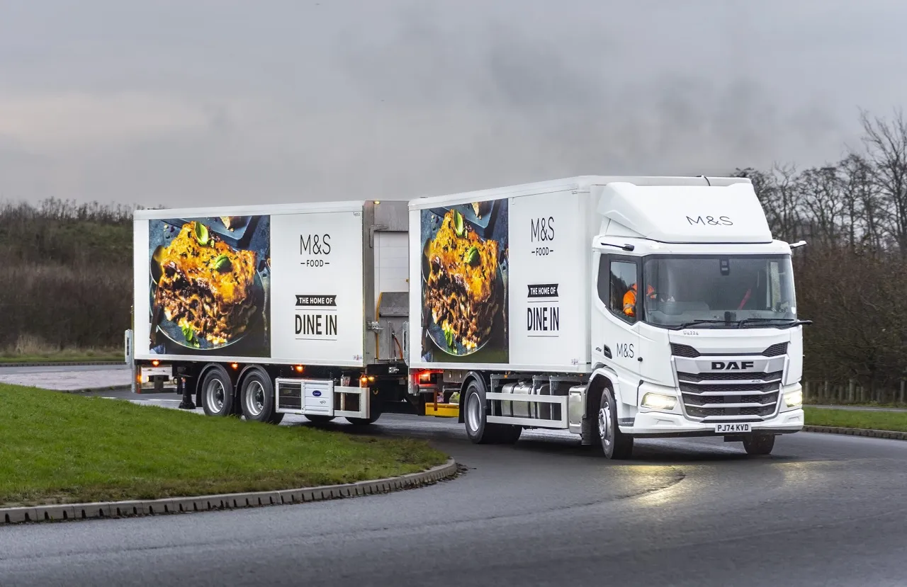 Marks & Spencer Introduces Hybrid Refrigerated Wagon and Drag Fleet in Collaboration with Gray & Adams