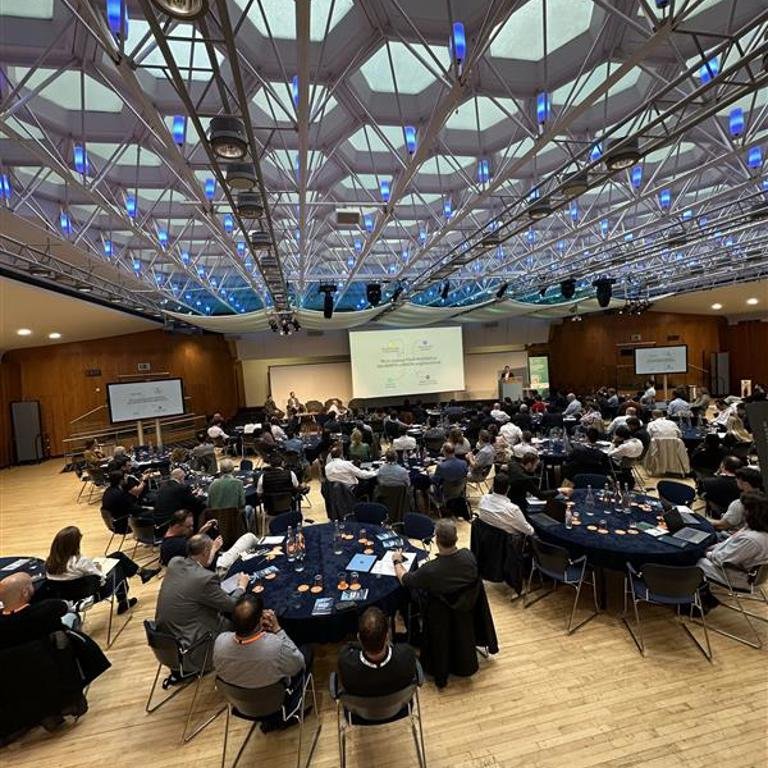 CIBSE hosts conference on heating and cooling decarbonisation in London