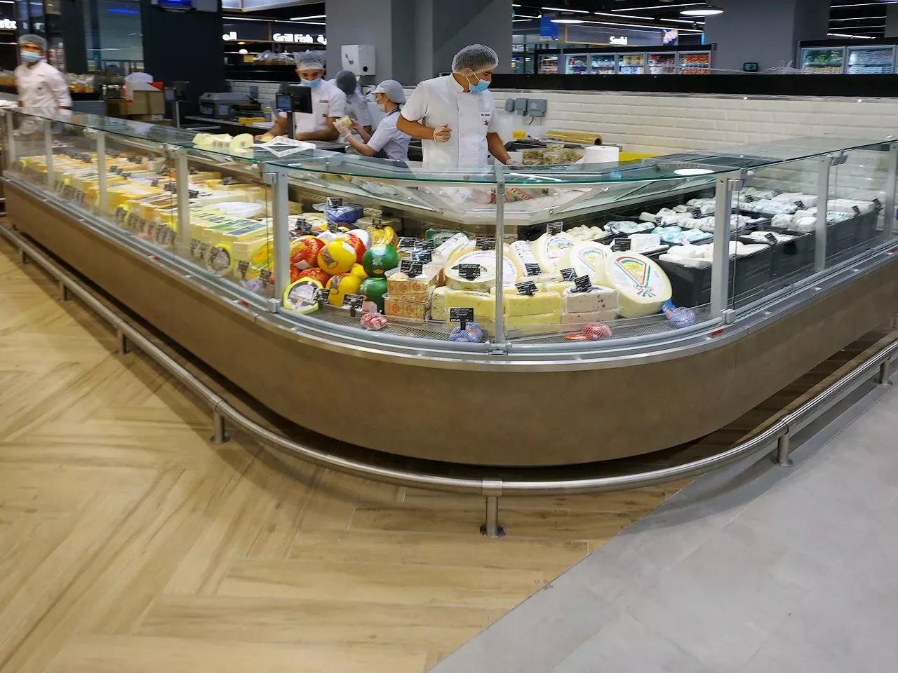 Arneg Middle East supplying refrigerated furniture for biggest hypermarket in Dubai
