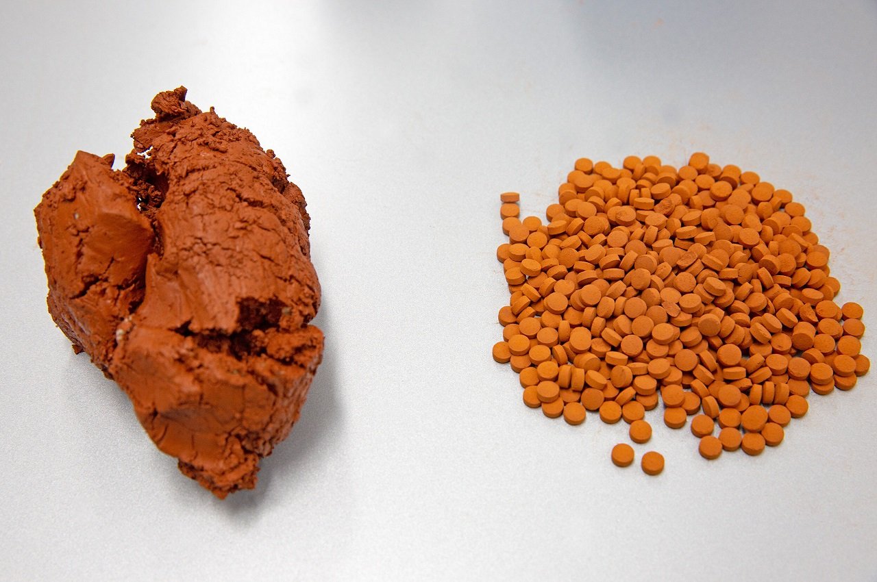 Innovative Catalyst Decomposes Potent Greenhouse Gas Using Industrial Waste